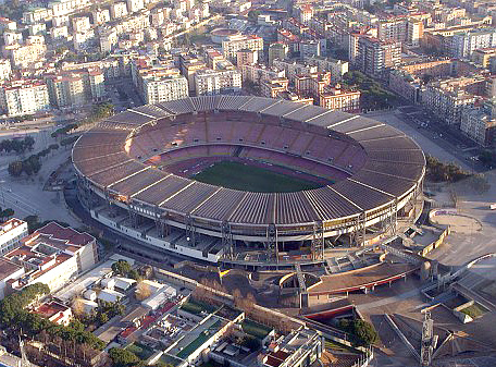 Napoli, il San Paolo sarà intitolato a Maradona