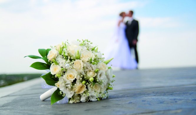 Matrimonio in penisola Sorrentina, un calciatore si sposa al Cocumella