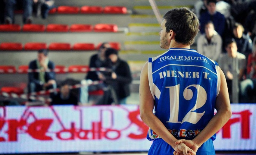 Basket, il richiamo alle armi di Meo Sacchetti risveglia l’entusiasmo di Drake e Travis Diener