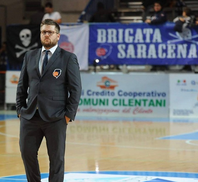 Polisportiva Basket Agropoli, Coach Delia ai saluti: il suo addio chiude un ciclo
