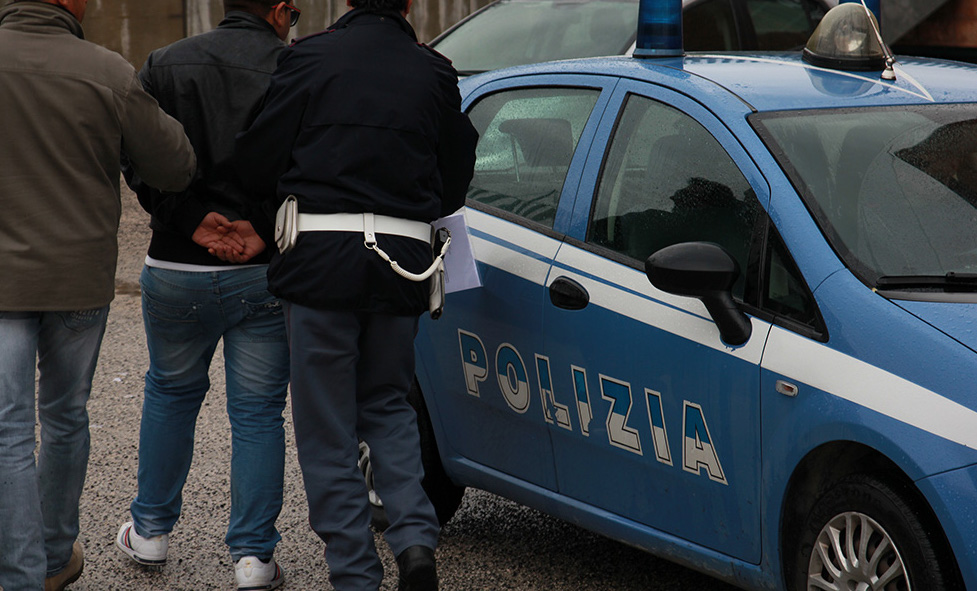 Ponticelli. Arrestati dalla polizia 2 cittadini ucraini per furto di materiale edile