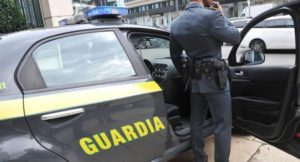Sequestrati oltre 20 kg di droga a Pompei: in manette due uomini