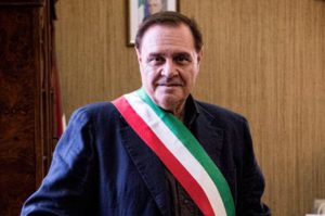 Benevento, il sindaco Mastella chiede a Vigorito di restare