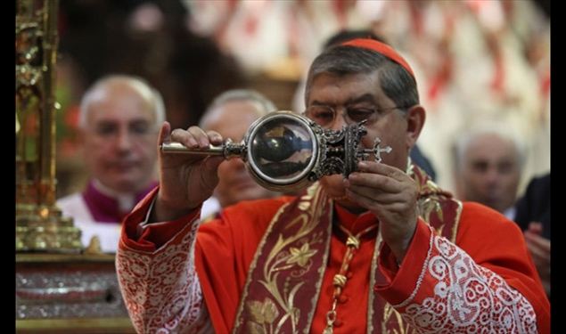 Napoli. Alle ore 10.05 si è ripetuto il miracolo di San Gennaro