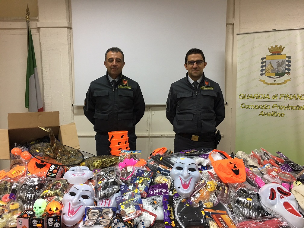 Avellino. Guardia di Finanza sequestra prodotti illegali per Halloween