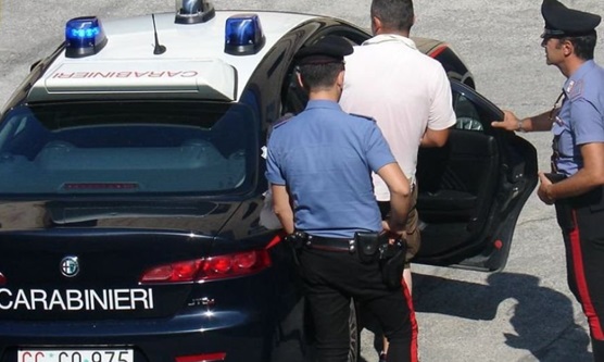 Sant’Anastasia. Aggredisce i genitori: in manette 32enne