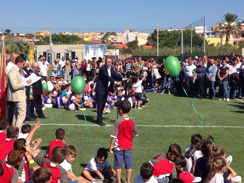 Riparte il calcio a Lampedusa, Lega B e B Solidale inaugurano il nuovo campo