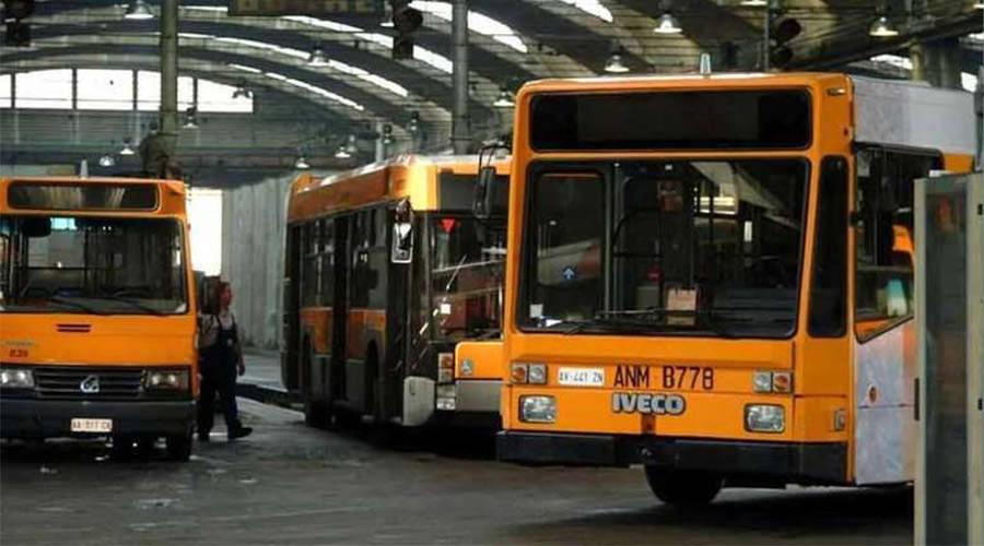 Napoli, a Natale i bus circoleranno solo mezza giornata