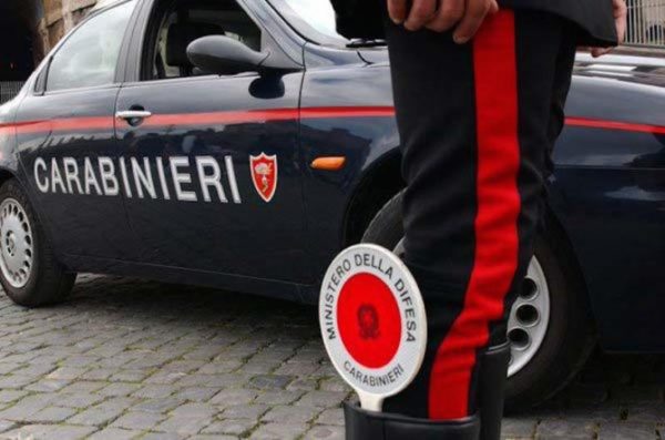 Spacciava marijuana nel centro di Pomigliano: arrestato 22enne