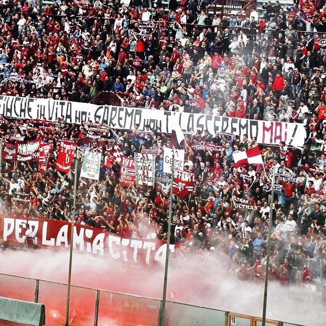 Reggina, goleada degli amaranto a Matera: onore ai giovanissimi avversari