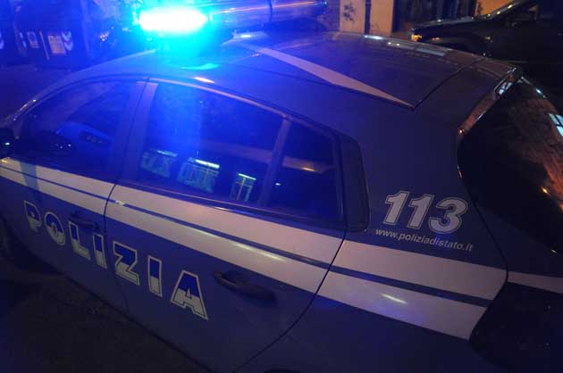 Napoli, palpeggia una ragazzina dopo aver violato i domiciliari: arrestato al rione Sanità