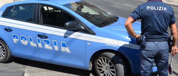 Torre del Greco. Minacciava i familiari e la compagna: arrestato 23enne