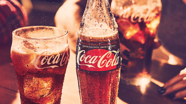 Oggi la Coca-Cola compie 132 anni: buon compleanno!