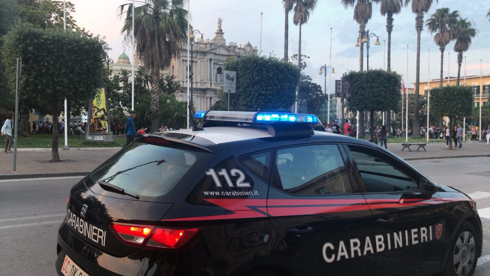 Pompei. Multe dei carabinieri ad ambulanti e parcheggiatori abusivi nei pressi degli scavi