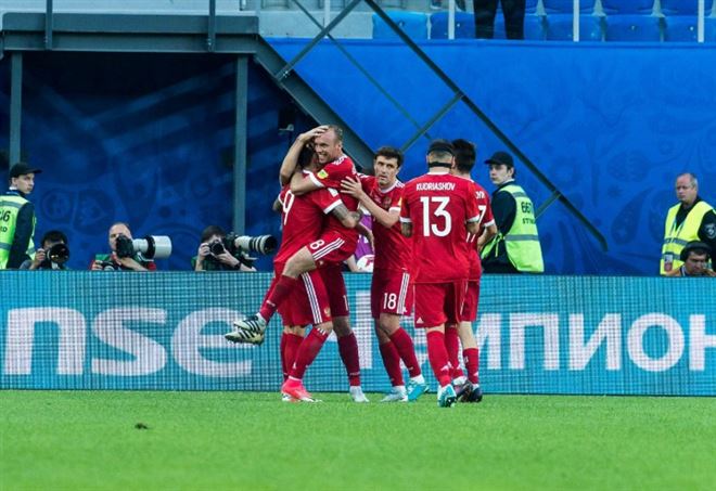 Mondiali, è subito goleada: la Russia travolge 5-0 l’Arabia Saudita. Protagonista assoluto Golovin