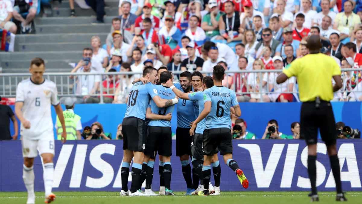 Mondiali, girone A: Uruguay trionfa e guadagna il primato. Russia seconda