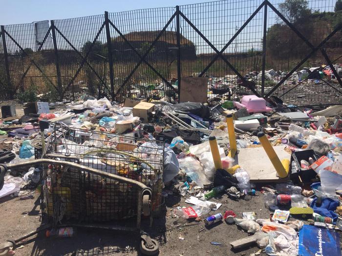 Terra dei Fuochi. Controlli tra Caserta e Napoli: scoperti otto siti di sversamento illegale di rifiuti