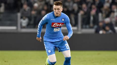 Napoli, l’infortunio di Zielinski è più grave del previsto: l’inizio di campionato è a rischio