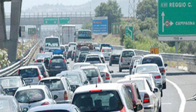 Traffico intenso sulla Salerno-Reggio, 21 milioni in viaggio per le vacanze estive