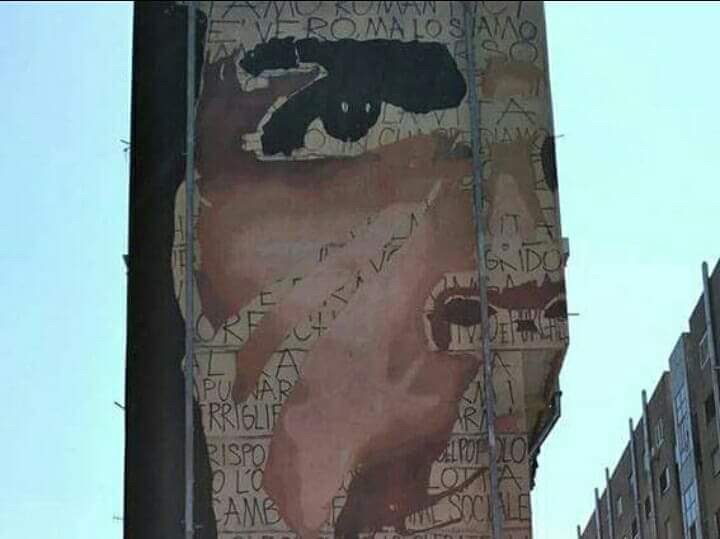 Napoli, nuova opera di Jorit: raffigurato Che Guevara su edificio a Taverna del Ferro