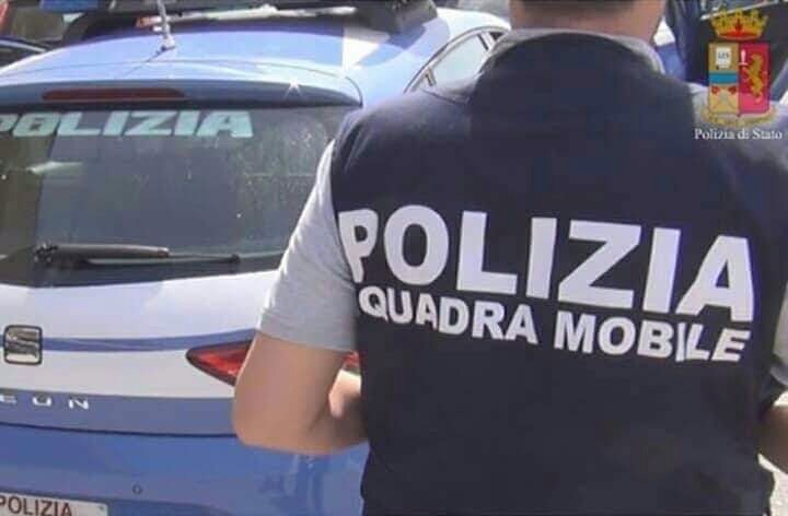 Incendiarono lo studio e spararono contro l’abitazione di un avvocato ad Acerra: cinque arresti