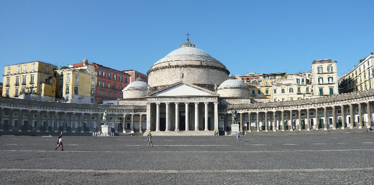 Napoli, iniziano i lavori per la metro a Piazza Plebiscito