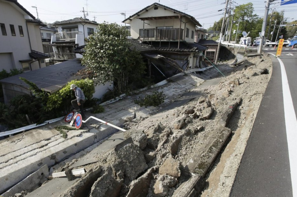 Terremoto di magnitudo 6.7 in Giappone: 8 morti, 40 dispersi e oltre 100 feriti