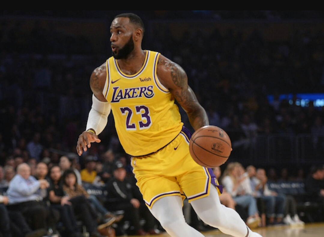 Recap NBA: Prima tripla doppia di Lebron in maglia Lakers, SOS Thunder