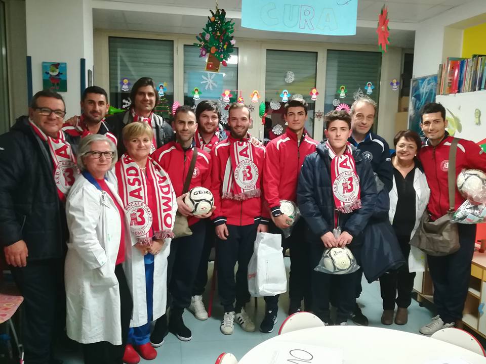 Bocale ADMO. Quando il calcio abbraccia la solidarietà: il messaggio della squadra reggina che fa il giro del mondo