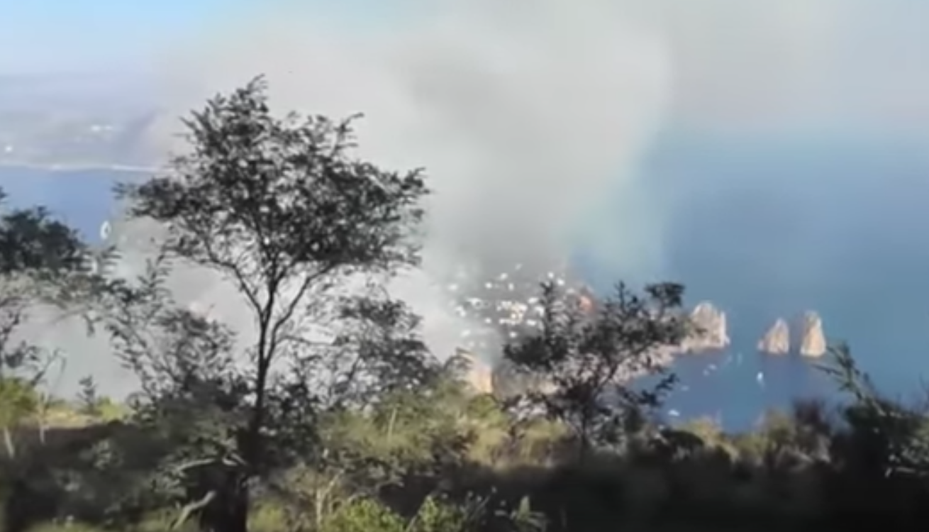 Capri. Incendio al Monte Solaro, preso baby piromane: ha 15 anni