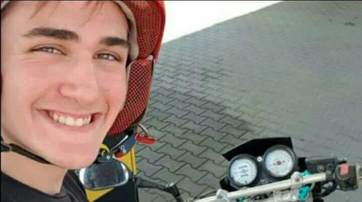 Caserta, indagini sulla morte di Mirko, 18enne schiantatosi con la moto