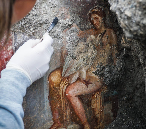 Scoperta a “luci rosse” negli scavi di Pompei