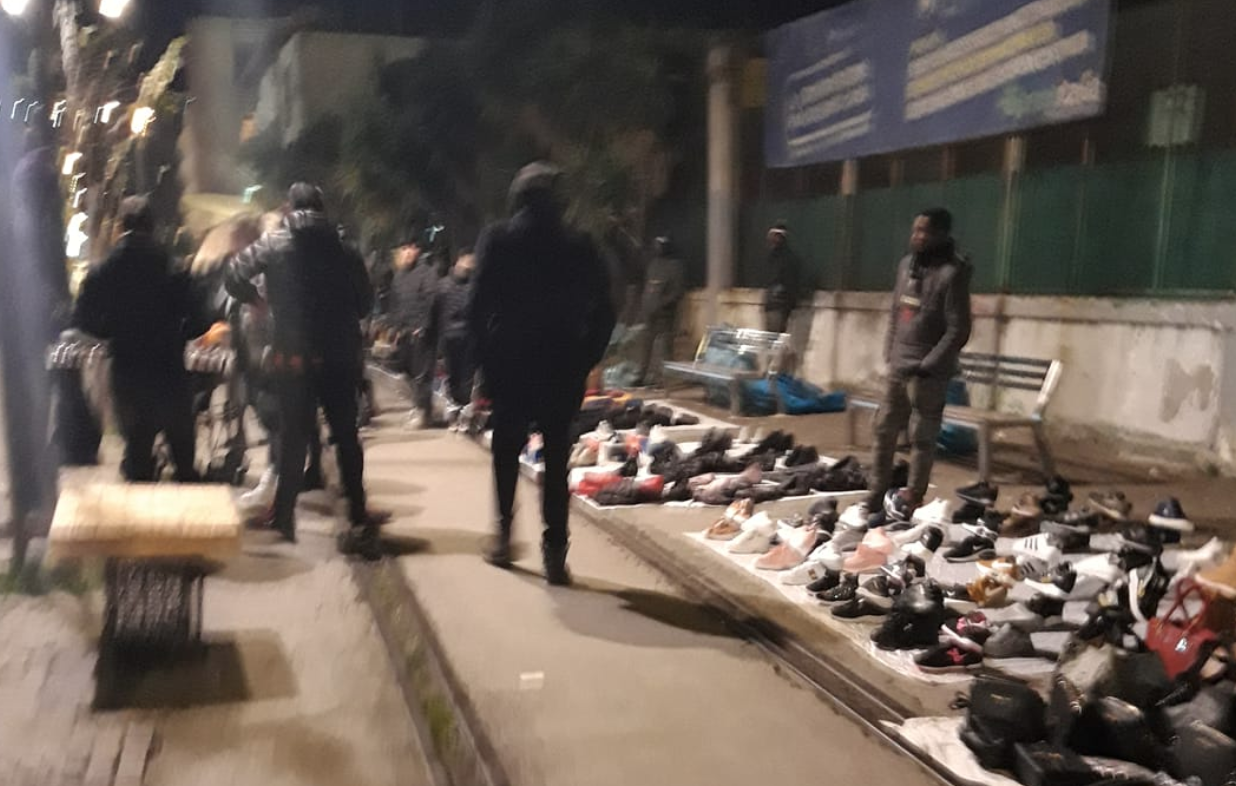 Commercio abusivo in Villa a Castellammare. La Lega contro l’Amministrazione: “Solo parole, vogliamo i fatti”