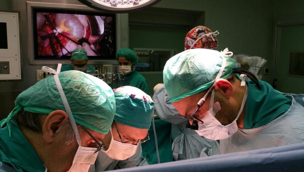 25enne resta invalido dopo un’operazione chirurgica: aveva venduto un rene per comprare IPhone