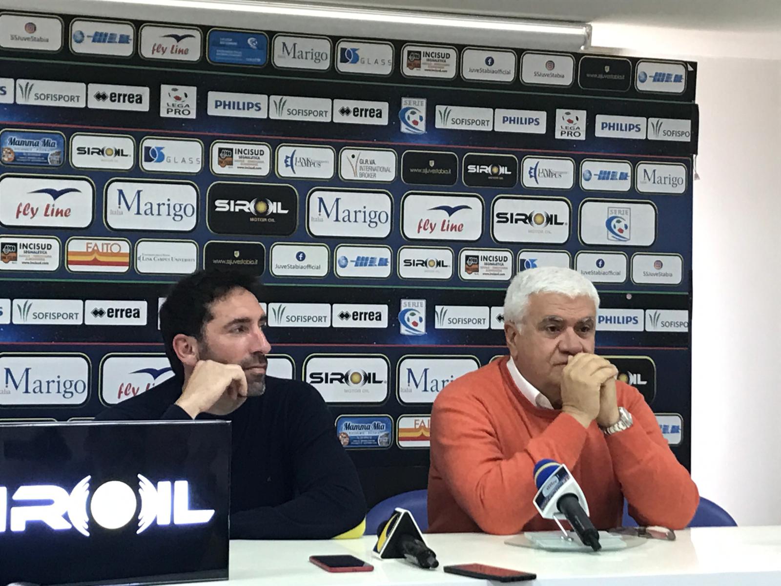 Juve Stabia, Caserta risolve il contratto con le Vespe: a breve la firma con il Frosinone
