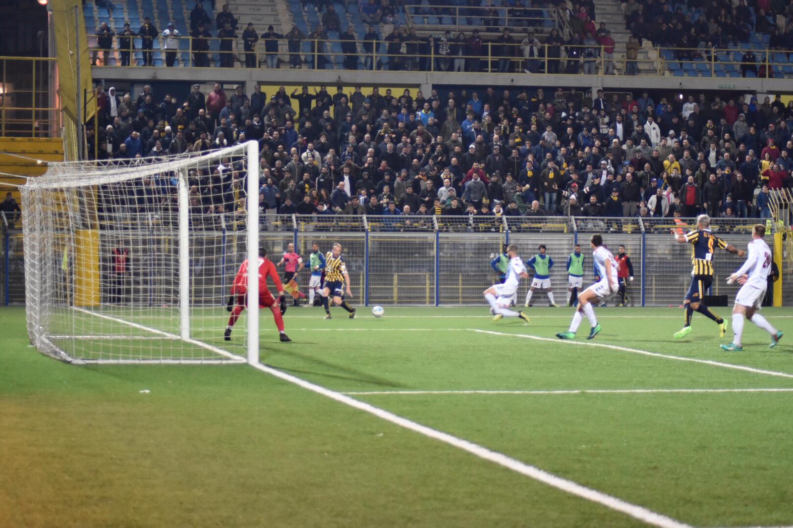 Suicidio Juve Stabia: contro il Rieti termina 1-1