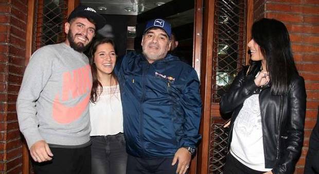 Napoli, Maradona avrebbe altri tre figli a Cuba: si attende il test del DNA