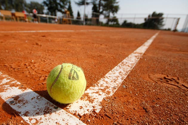 Si celebra oggi la Giornata mondiale del Tennis: origini e curiosità dello ‘sport nobile’