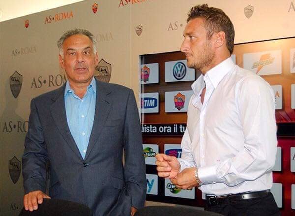 Roma, il club risponde a Totti: “Percezione dei fatti fantasiosa e lontana dalla realtà”