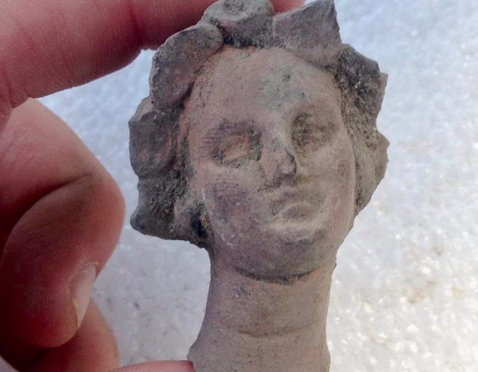 Pompei, spuntano due ex voto di epoca romana