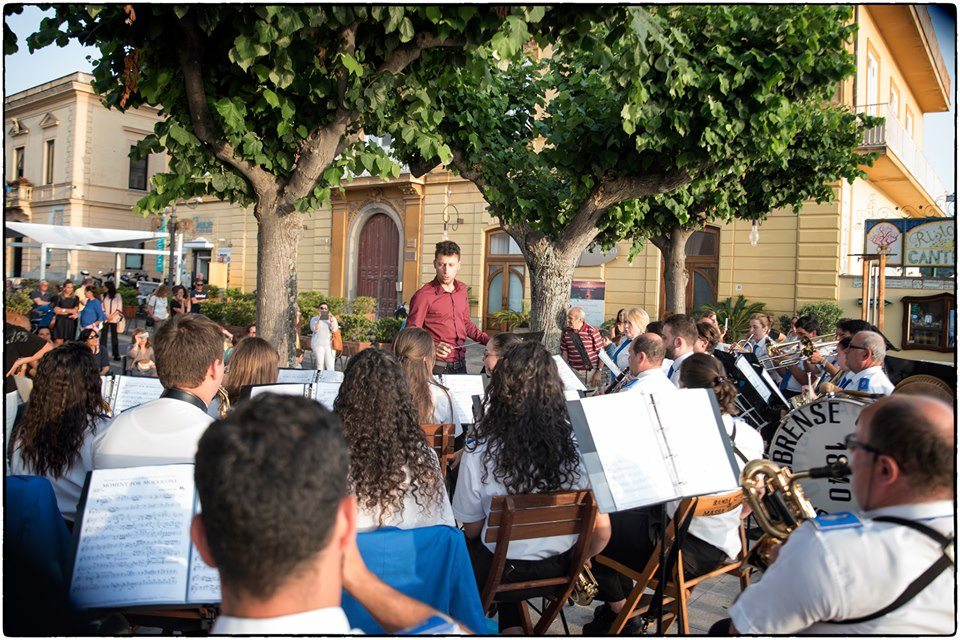 Ferragosto a passo di Banda a Sorrento, l’evento il 12 agosto a Villa Fiorentino