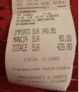 Roma, turiste pubblicano scontrino dopo pranzo in centro: 429 euro di conto, è polemica