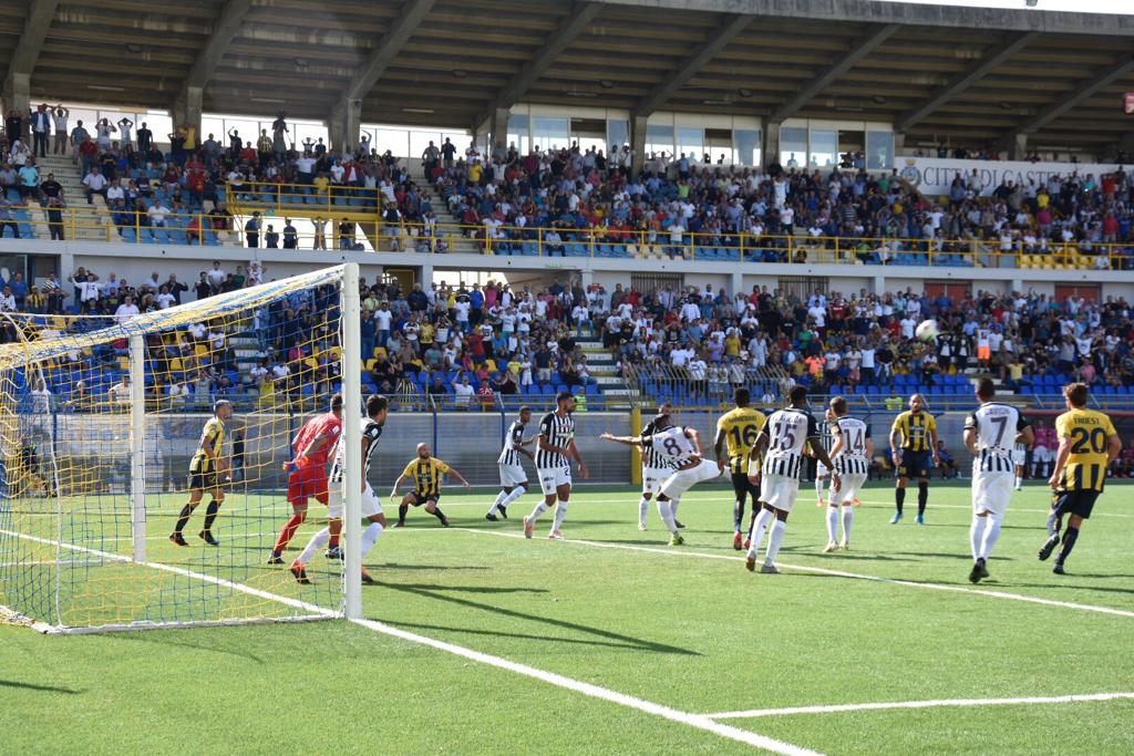 Juve Stabia, il secondo tempo è da horror: l’Ascoli ne fa una 5