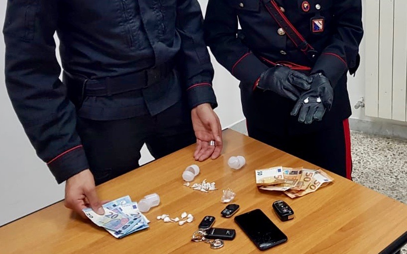 Gragnano. Sorpreso con cocaina e crack: carabinieri arrestano 21enne