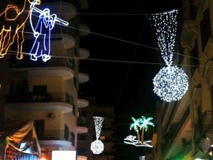 Napoli. Appello per le luminarie natalizie al Vomero