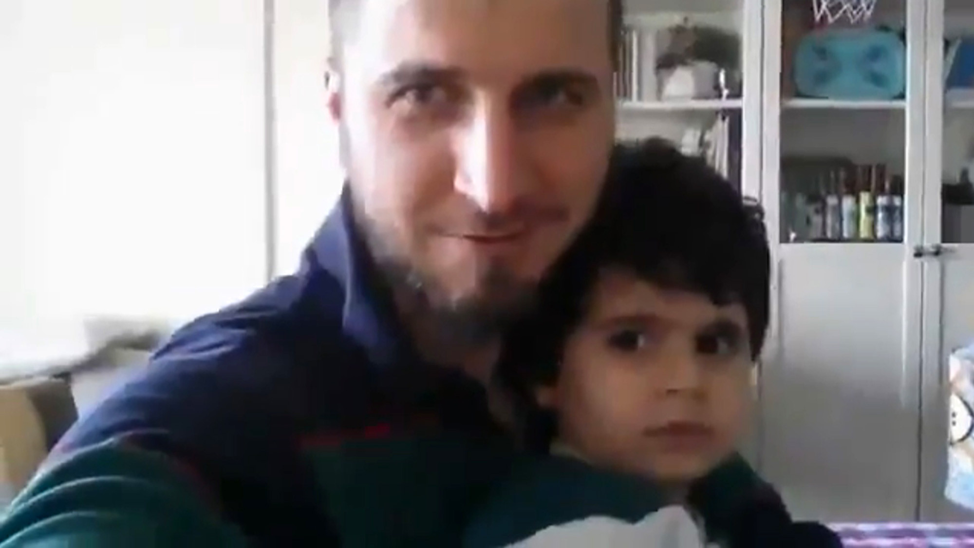 Mondo del calcio sotto shock, il calciatore Cevher Toktas uccide il figlio di 5 anni