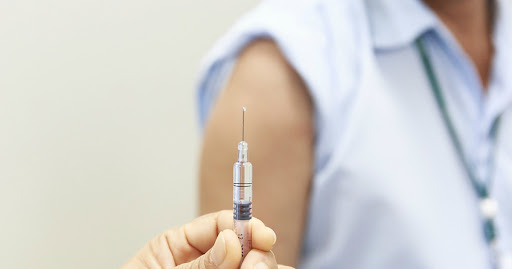Si va verso la produzione del vaccino anti Covid in Italia