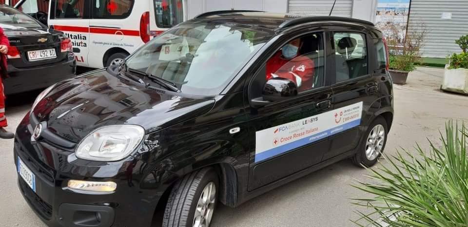 Rubata l’auto della Croce Rossa mentre consegnava spese solidali