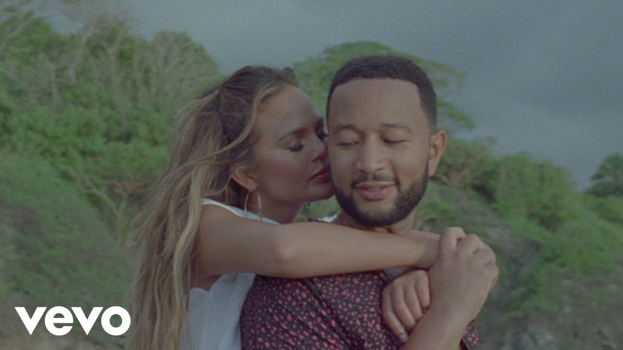 John Legend, il video di “Wild” svela la gravidanza della moglie