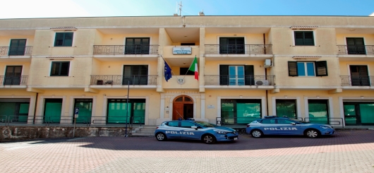 Reggio Calabria, ordinanza di misura cautelare nei confronti di un 66enne responsabile di calunnia, danneggiamento seguito da incendio e atti persecutori
